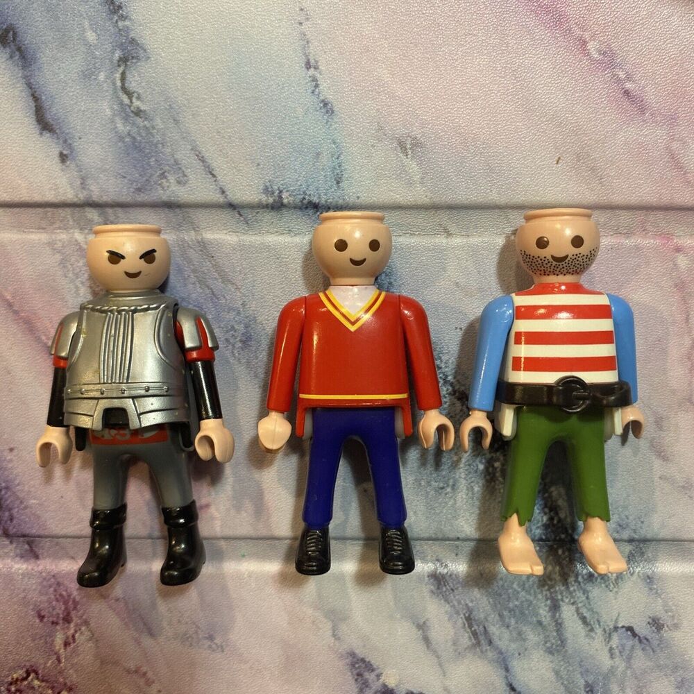 3 Playmobil Males Figures Red V-Neck Shirt Sweater Blue Pants Black Shoes Stripe